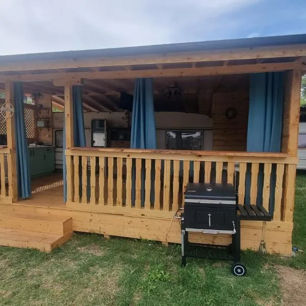 Каравана Тиана、ソゾポルのホテル