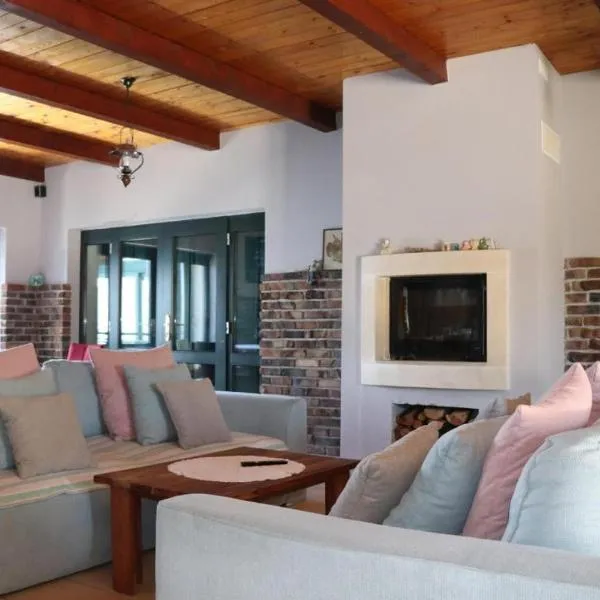 Galeb Bed and Breakfast、Baćinaのホテル