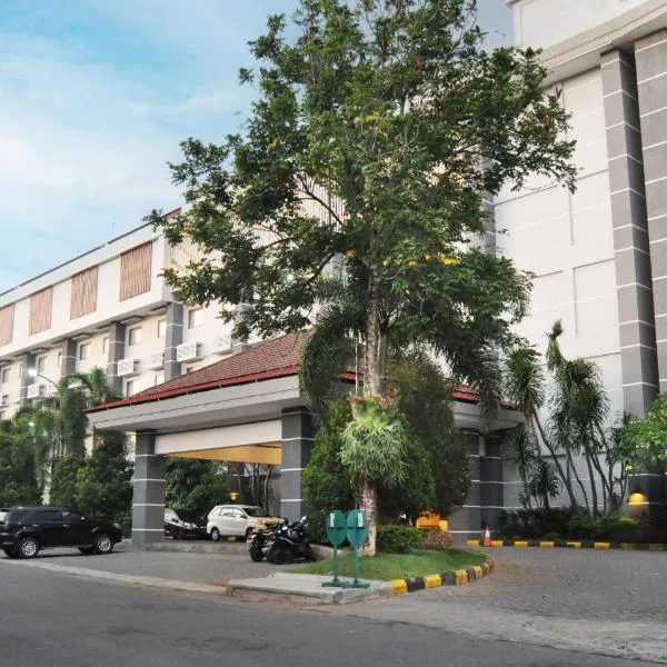 Lorin Dwangsa Solo Hotel, hotel in Solo