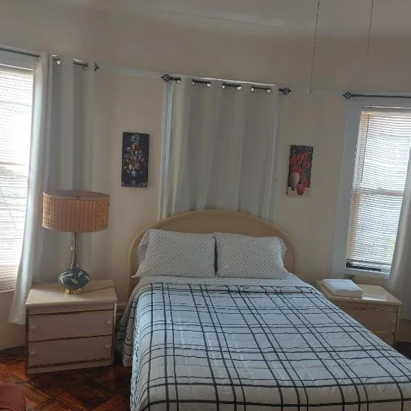 Crsytal Chateau Room Rental, hotell sihtkohas Brooklyn