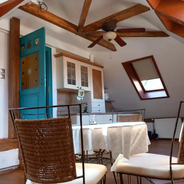 ROOF APARTMENT ZTRACENA, ξενοδοχείο σε Olomouc