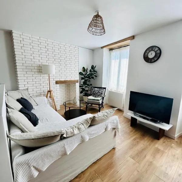 Appartement Cottage au cœur de Nemours, hotel v destinaci Nemours