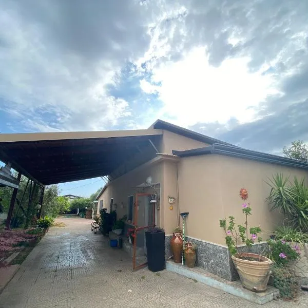 House Edda Serena - Casa Vacanze Salerno, hotel in Pontecagnano
