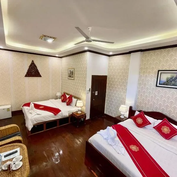 Villa Phathana Royal View Hotel, hotel in Luang Prabang