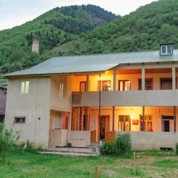 Mishgu Qor、メスティアのホテル