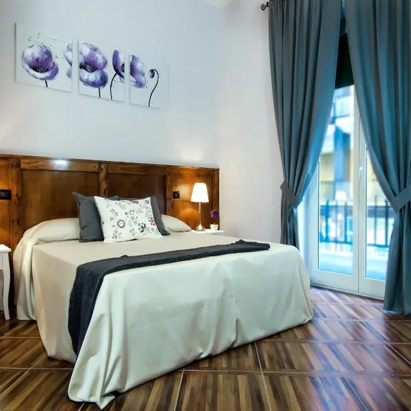 Your Bed Napoli, hotel in Naples
