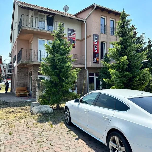 Velvet Motel, Hotel in Hegyeshalom