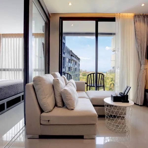 Tropics Kamala Pool View Studio CTG B608, hotel in Kamala Beach