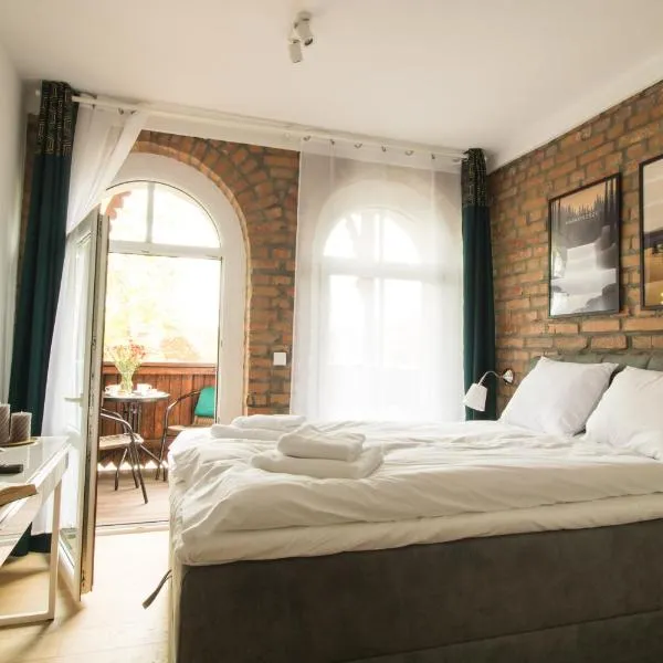 Apartamenty Dębowa 3, hotel in Polanica-Zdrój