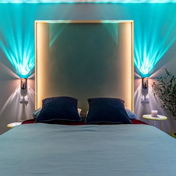 Aparthotel Zefiro com design, large terrace, bike, near beach and thermal, hotel in Grado
