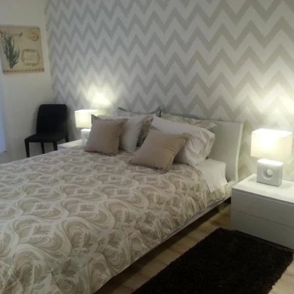Suites Metropoli Bristol Parc, hotel en Quito