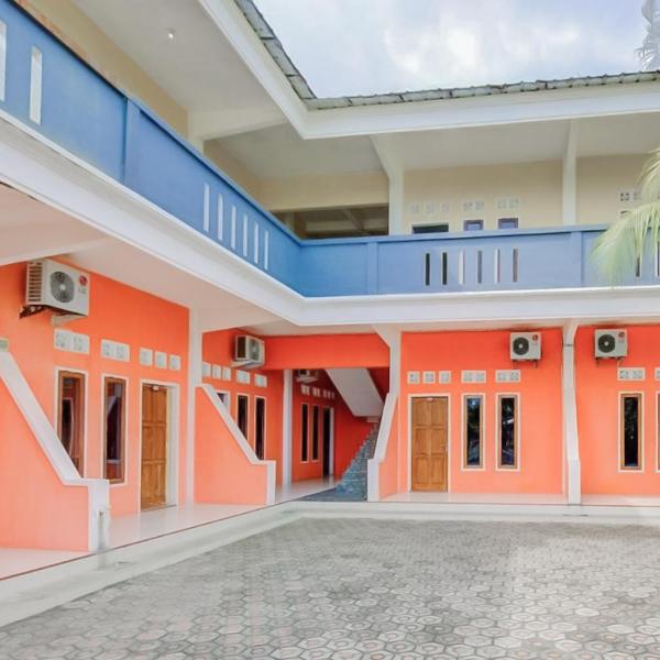 RedDoorz near Pamugaran Beach Pangandaran