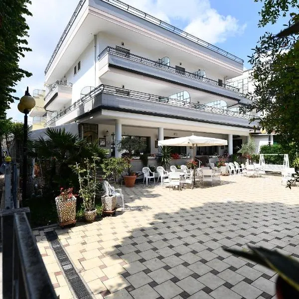 Hotel Criniera D'oro, hotel u Riminiju