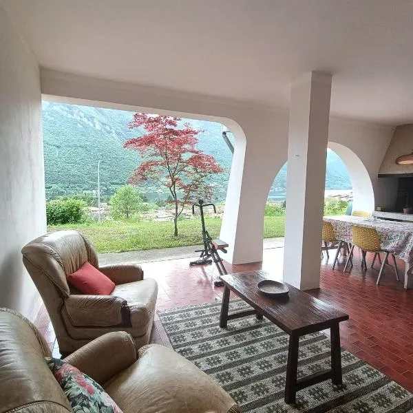 B&B le rose, hotel in Crone