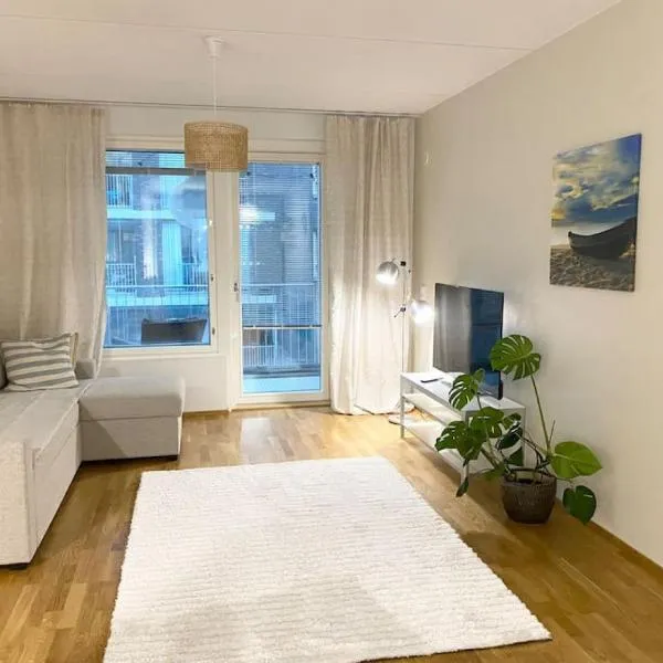 JATKASAARI-1 Dream stay on Helsinki seafront, free parking, hotel in Helsinki