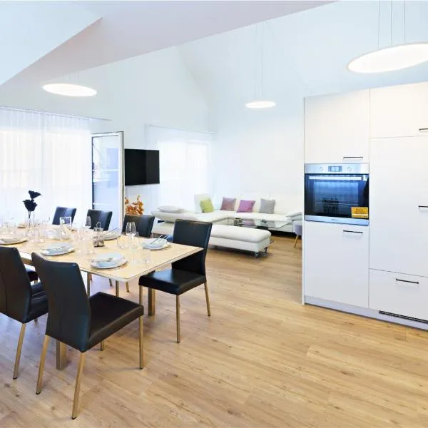 Exklusive 4.5 Zimmer Wohnung für Familien und Business、Eschenzのホテル