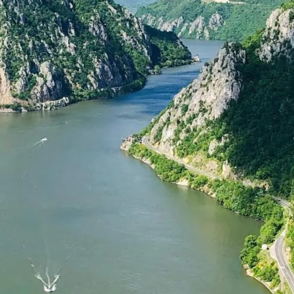 Casa Dobro Dubova, hotel v destinaci Dubová