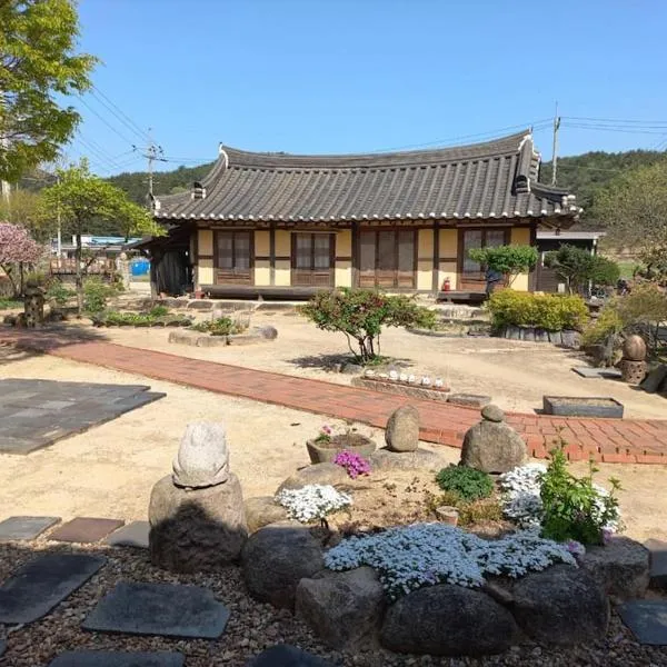 Yasun Gallery, hotel v destinaci Kjongdžu