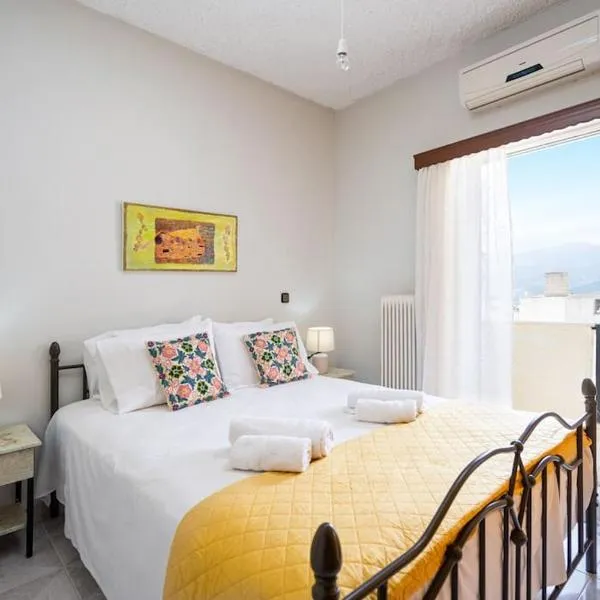 Cozy Apartment 2, hotel in Sitia