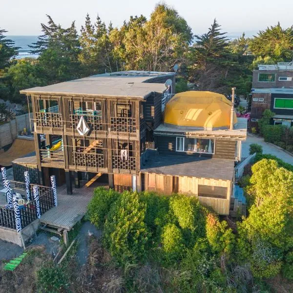 Sirena Insolente Hostel & Suites, ξενοδοχείο σε Pichilemu