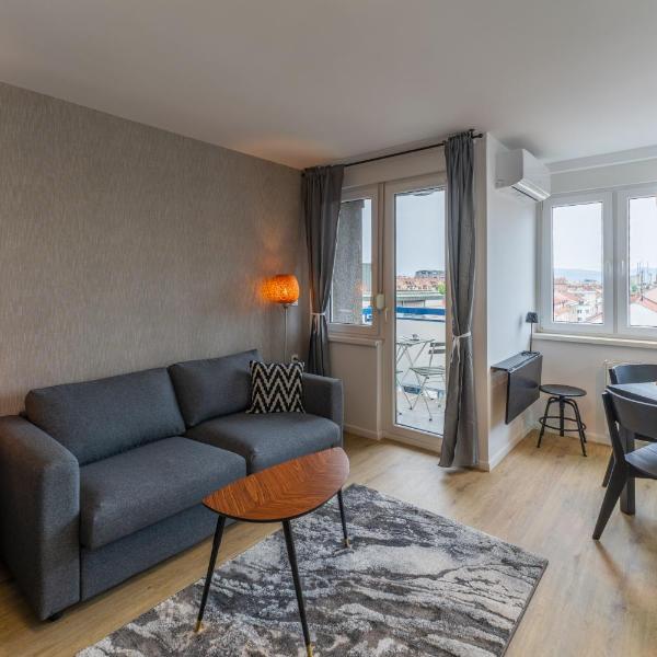 Elegant Tour As studio Gilly with open views and a balcony in the center Ljubljana, Ljubljana