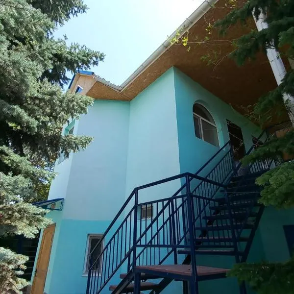 гостевой дом "Бумеранг KG", хотел в Чолпон-Ата