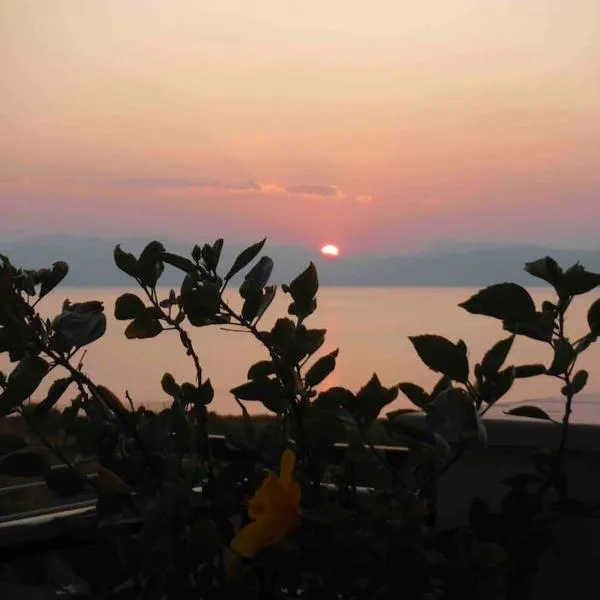 Maria’s Sunset House, hotel in Megalochori