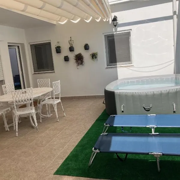 Jack&Lily's, ξενοδοχείο σε Έβορα