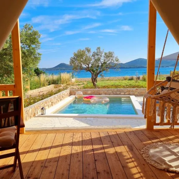 AURAS - Glamping Eco Resort, hotell i Biograd na Moru