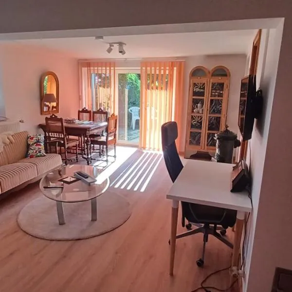 Ferienwohnung An den Linden, готель у місті Kelmis