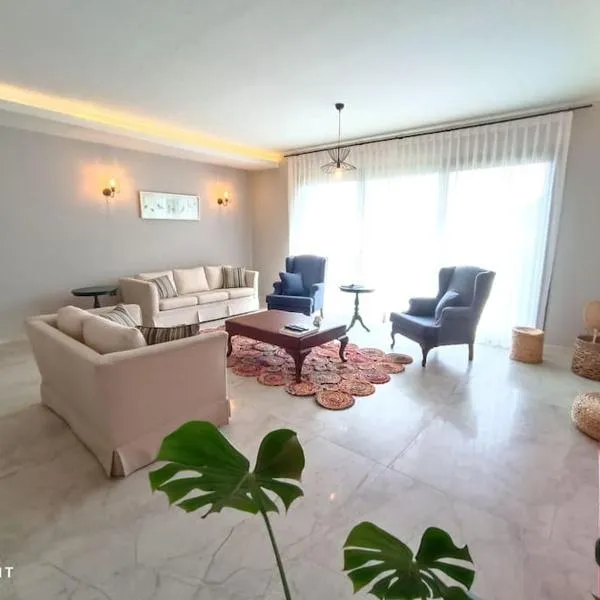 Suna Summer House, ξενοδοχείο στο Μαρμαρίς