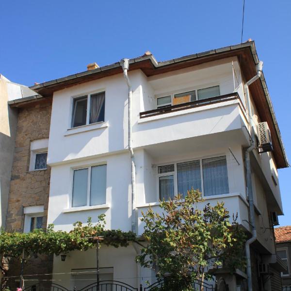 Megi Apartments