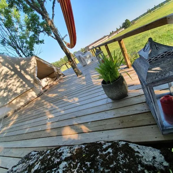 Ohukotsu Glamping, hotel v destinaci Ohukotsu