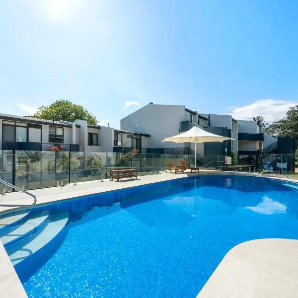 Manuka Park Serviced Apartments, hotell sihtkohas Canberra