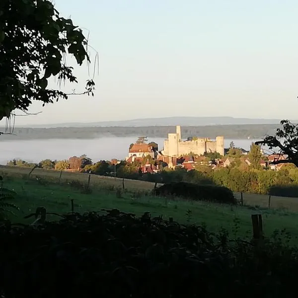 LE CLOCOONING Chambres d'Hôtes chez l'habitant, Hotel in Billy