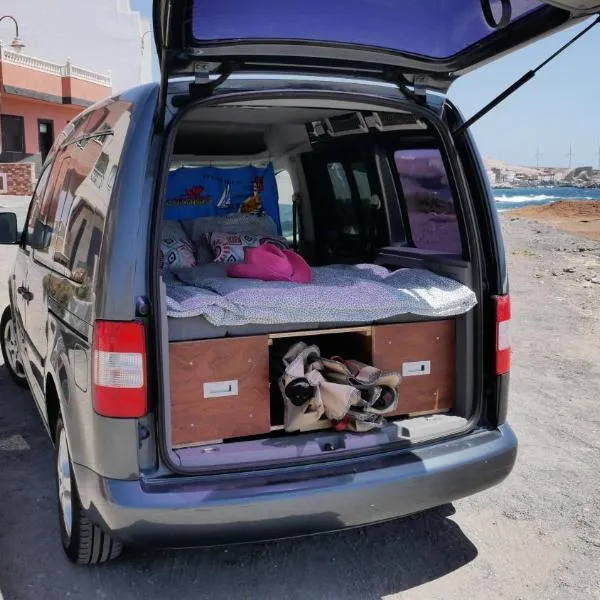 EndlessCamperVan, hotel in San Miguel de Abona