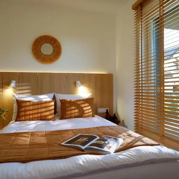 Lake-Apart Apartamenty Mielno, hotel in Mielno