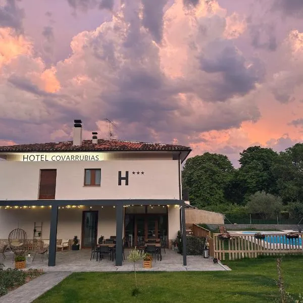 Hotel Rural Covarrubias, מלון בקובארוביאס