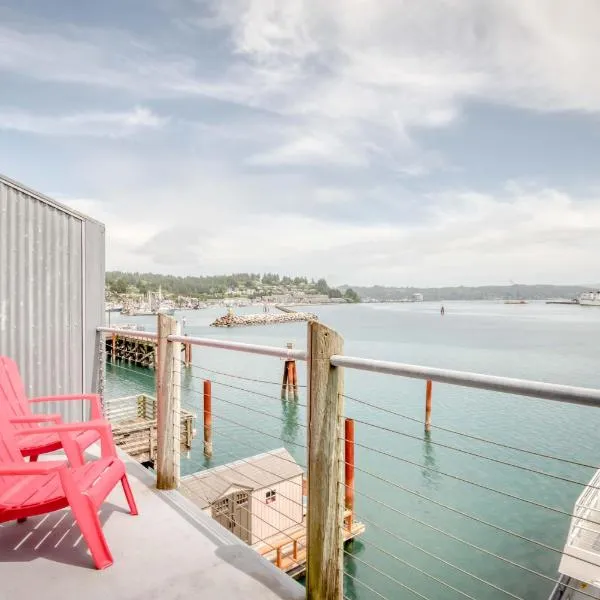 Surfer Dude - Anchor Pier Lodge, hotel en Newport