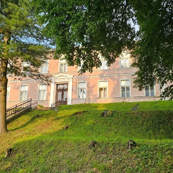 Black M - Penzión - Reštaurácia, hotel v destinaci Banská Štiavnica