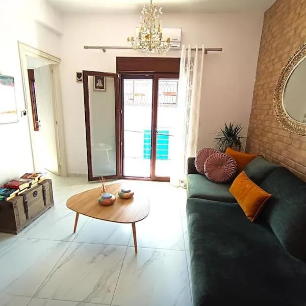 Inna Suite luxury apartment in the center, hotel in Skiathos Town