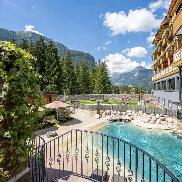 Croce Bianca Leisure & Spa Hotel, hotel u gradu Kanacei