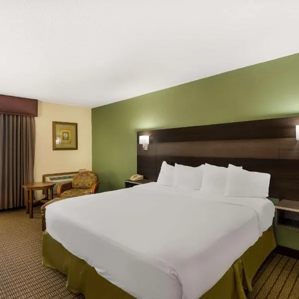 Best Western Prairie Inn & Conference Center, hotel i Galesburg