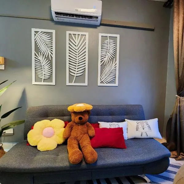 Shah Alam SECTION U8, 40150 SHAH ALAM SELANGOR, Fully Air-Con Suite, hotel in Shah Alam