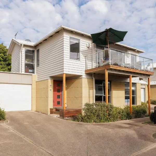 Penguin Place, hotell Cowesis