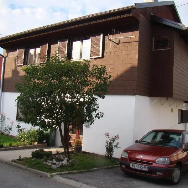 Apartments Maroflin, hôtel à Crni Lug