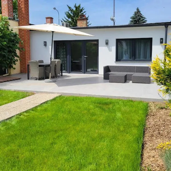 Pura Vida House – Bükfürdő, hotel in Bük