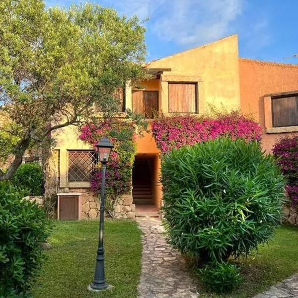 sunset apartment, hotel v destinaci Porto Rotondo