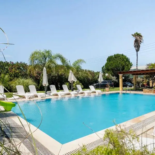 St. George Villa, hotel i Agios Georgios