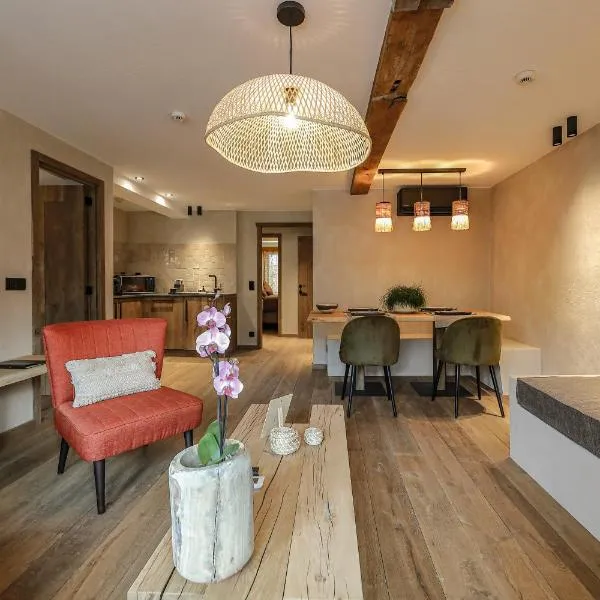 Couleur basilic, Hotel in Rochefort